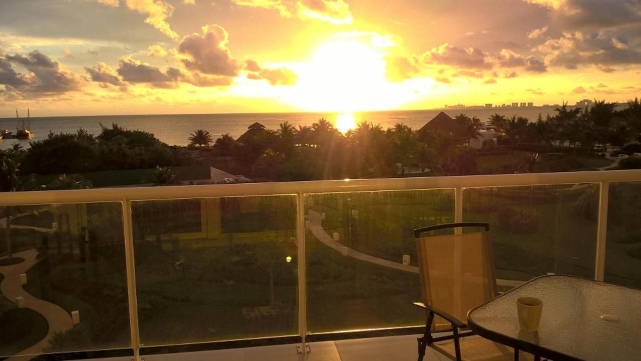 Apartament Swim The Caribbean & Work With A View Cancún Zewnętrze zdjęcie